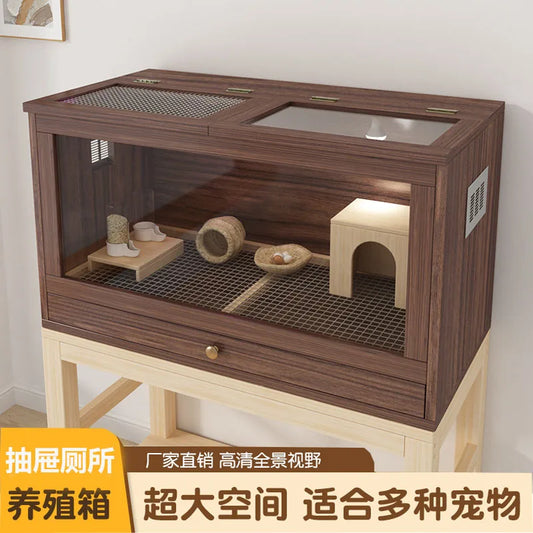 Grater Wood Breeding Box for Poultry and Small Pets