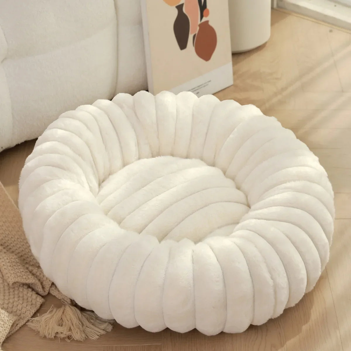 NONECN Round Plush Pet Bed For Dogs And Cats Winter Warm Shelter